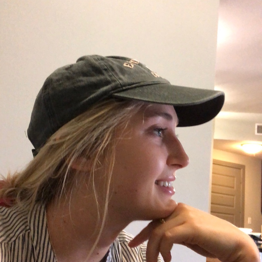 Meet your Posher, Haley